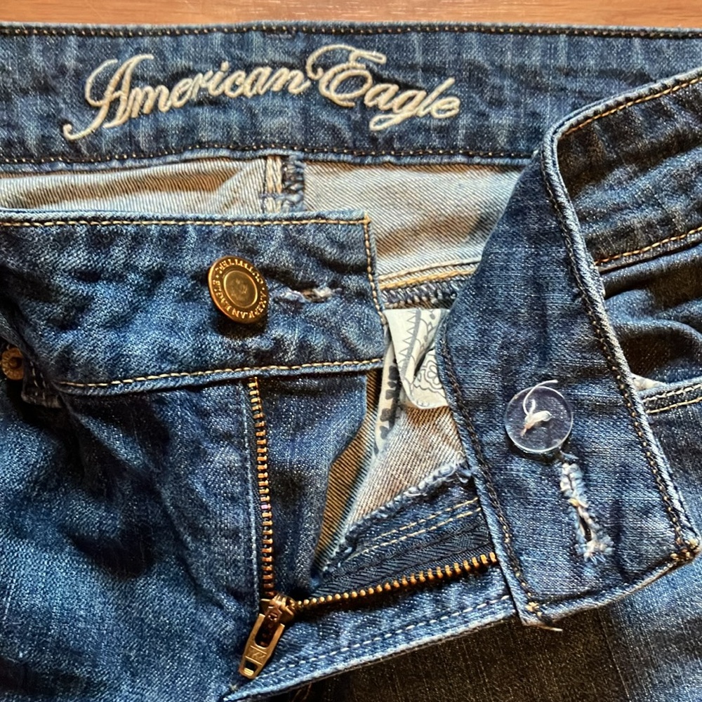 American Eagle Women’s Low Rise Bootcut Jean, Size 10 - Picture 8 of 8